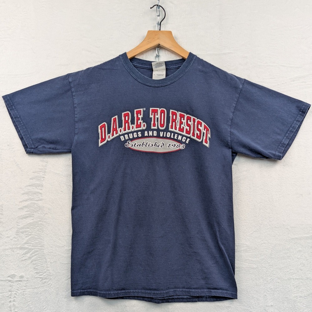 VTG D.A.R.E. T-Shirt Men's M Navy Drugs Violence Spellout Streetwear Retro Y2K